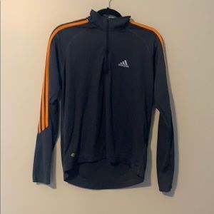 Addis’s light weight 3/4 zip jacket